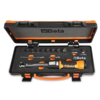 666/C2-NYOMATÉKKULCS+DUGÓKULCSOKKAL