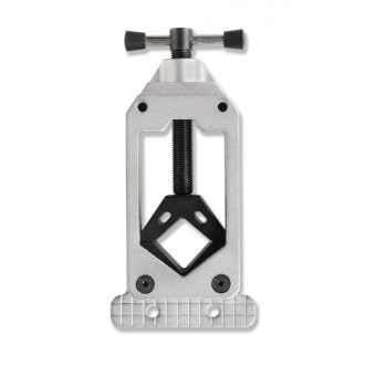   BETA 3923 | 3923  Késvezető szerszám airfoil vázcsövek vágáshoz 80 mm-ig, és 1" és 1.1/2” közötti kormányoszlop vágáshoz